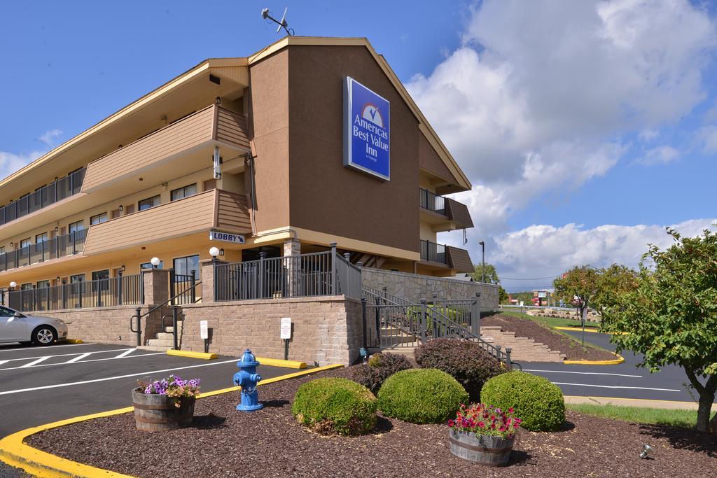 Americas Best Value Inn-Pittsburgh Airport Coraopolis Eksteriør bilde