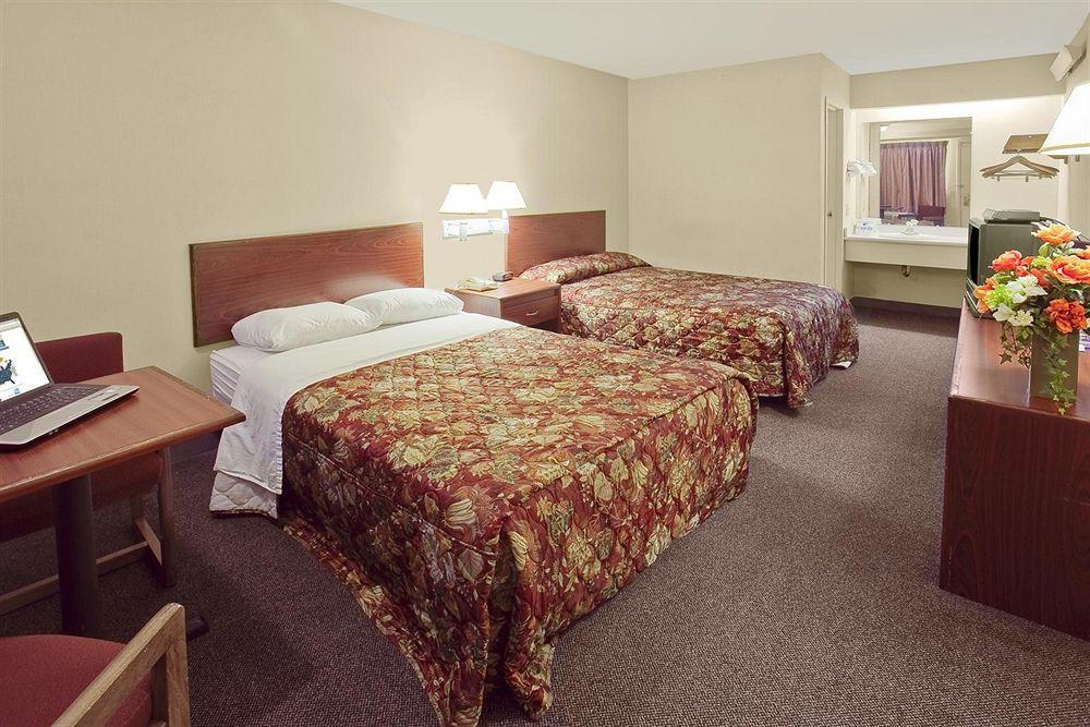 Americas Best Value Inn-Pittsburgh Airport Coraopolis Rom bilde